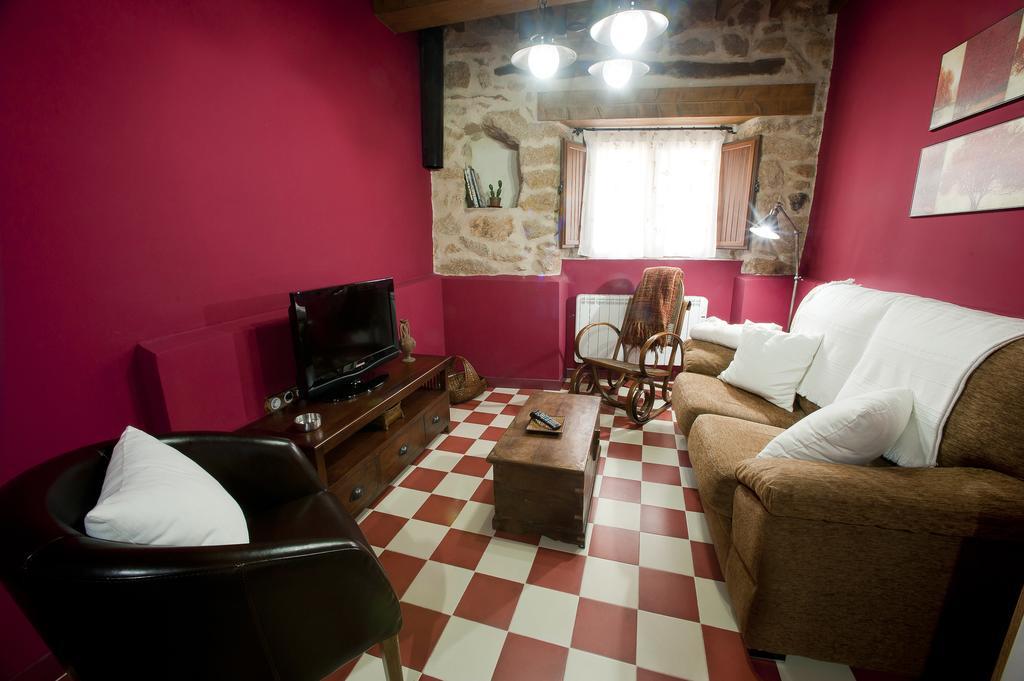 Casa Rural Arbequina-Piscina Natural A 100 Metros Касас-дель-Монте Номер фото